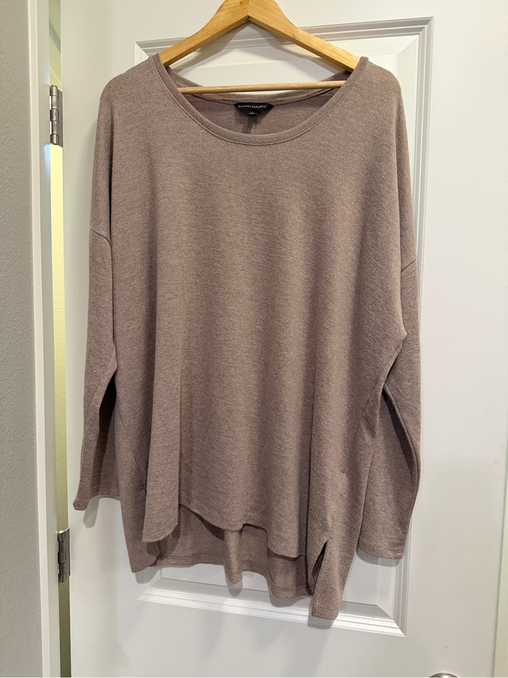 Banana Republic Mauve-Taupe Crewneck Oversized Knit Sweatshirt